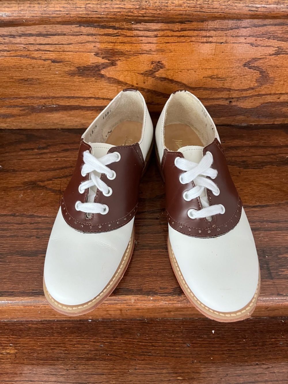 Vintage Willits Saddle Shoes Rockabilly Cream Brown Oxfords 7.5